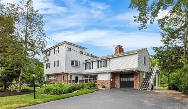 $1,649,000 | 409 Haverhill Street, Reading, MA 01867