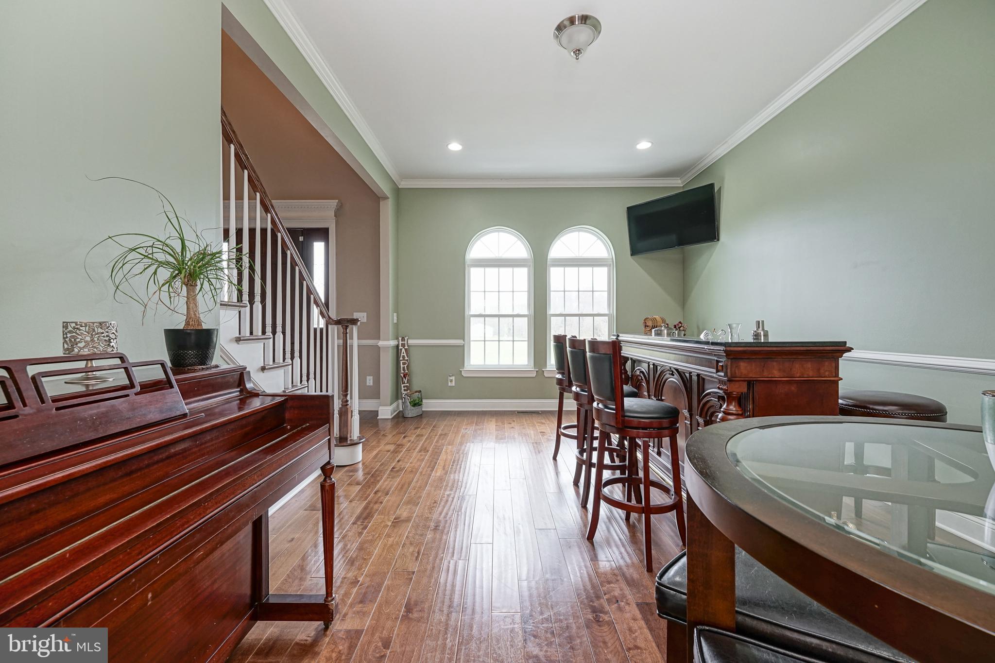 46 Quaker Road Mickleton, NJ 08056 - Photo 12 of 60 Living Room