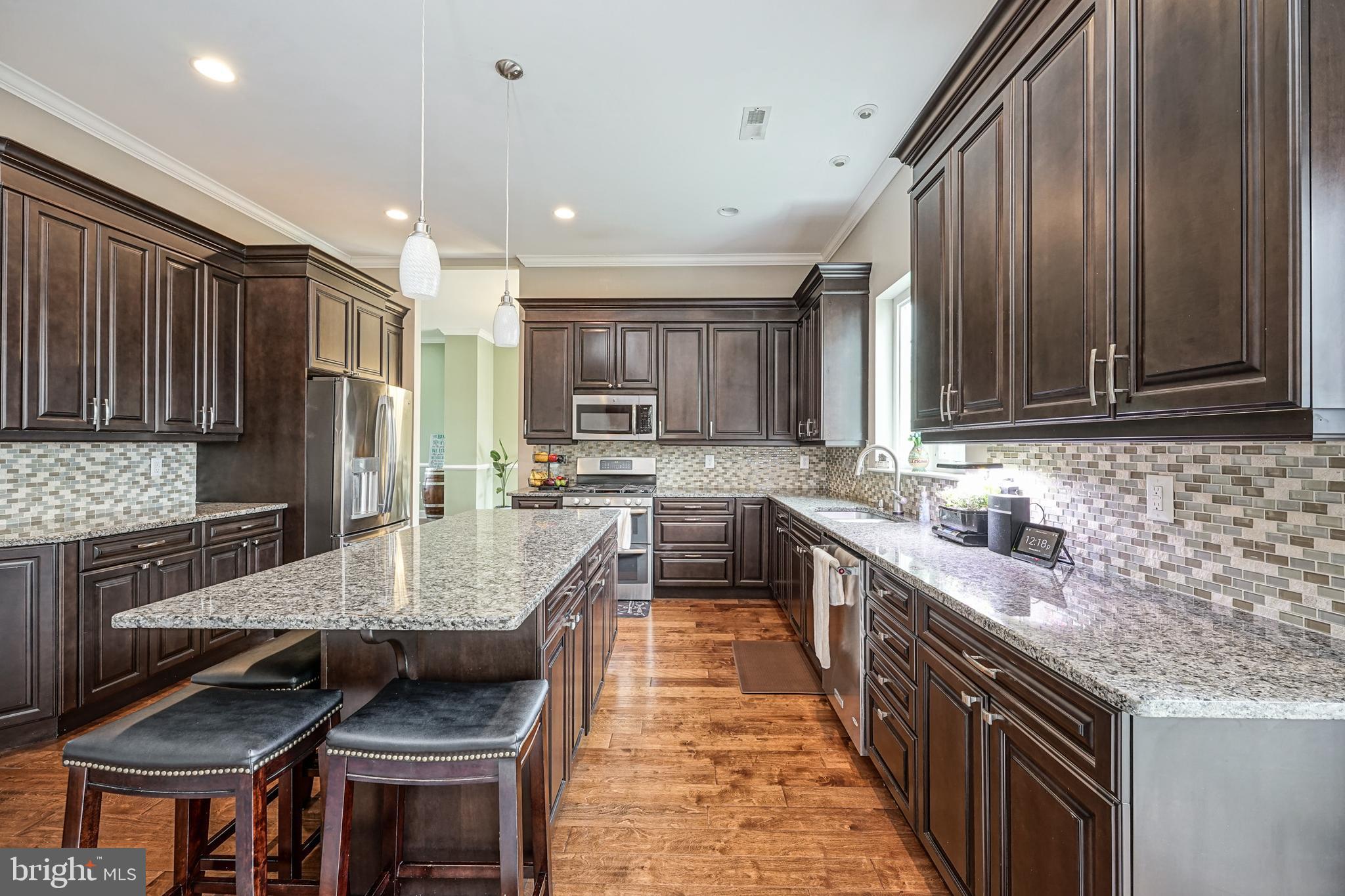 46 Quaker Road Mickleton, NJ 08056 - Photo 19 of 60 Eat-In Kitchen
