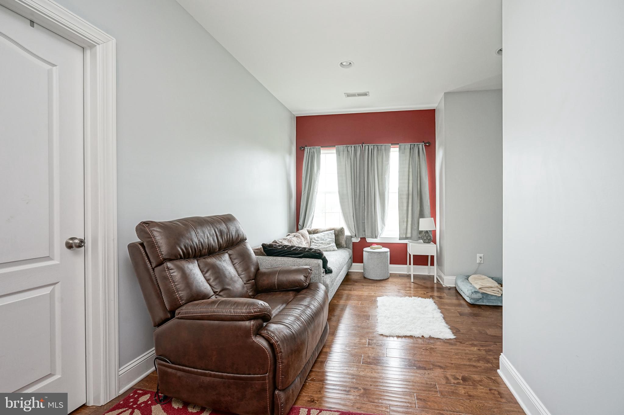 46 Quaker Road Mickleton, NJ 08056 - Photo 28 of 60 Master Bedroom Sitting Area