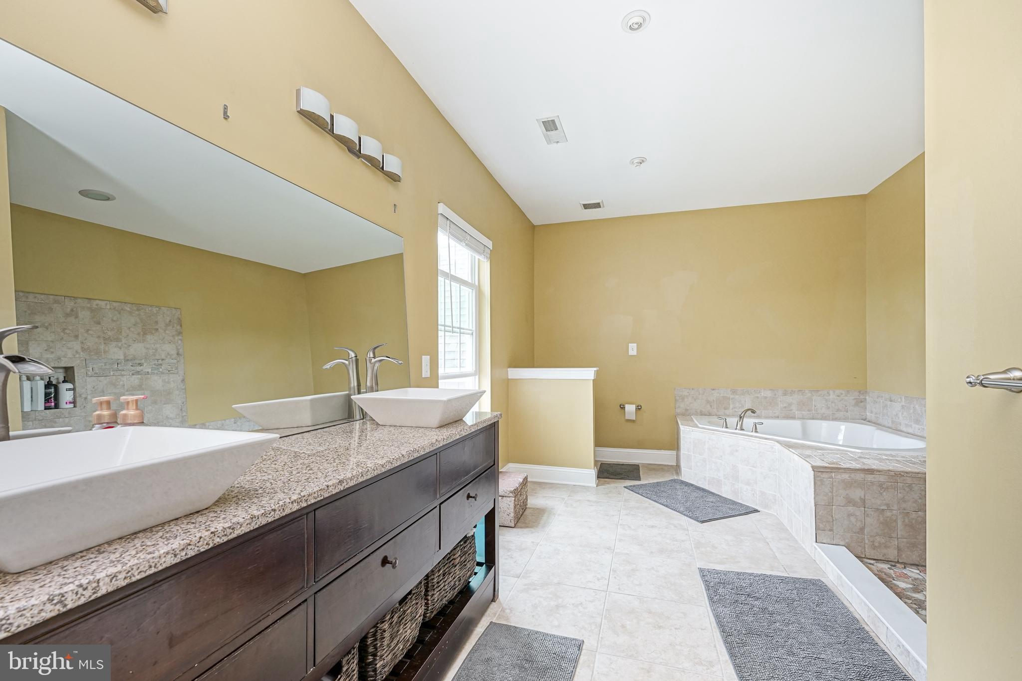 46 Quaker Road Mickleton, NJ 08056 - Photo 30 of 60 Master Bathroom