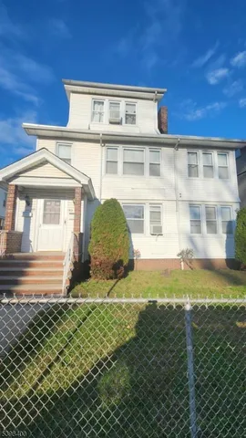 $2,600 | 83 Vassar Avenue, Newark, NJ 07112