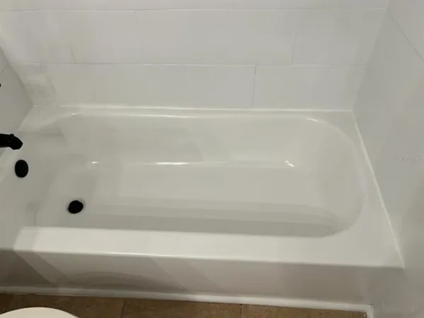 $1,700 | 5745 Southwest 10th Place, Gainesville, FL 32607