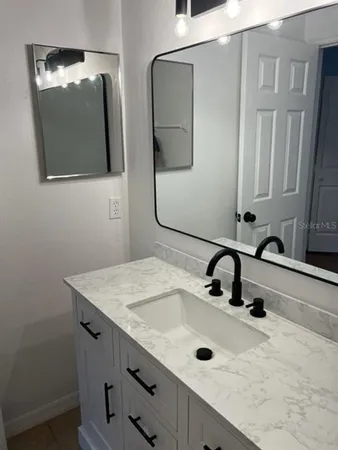 $1,700 | 5745 Southwest 10th Place, Gainesville, FL 32607