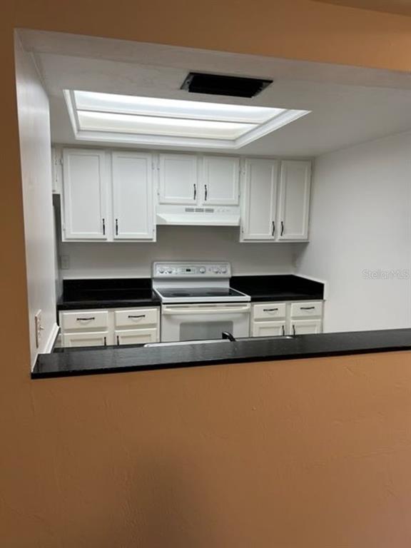 5745 Southwest 10th Place Gainesville, FL 32607 - Photo 2 of 28