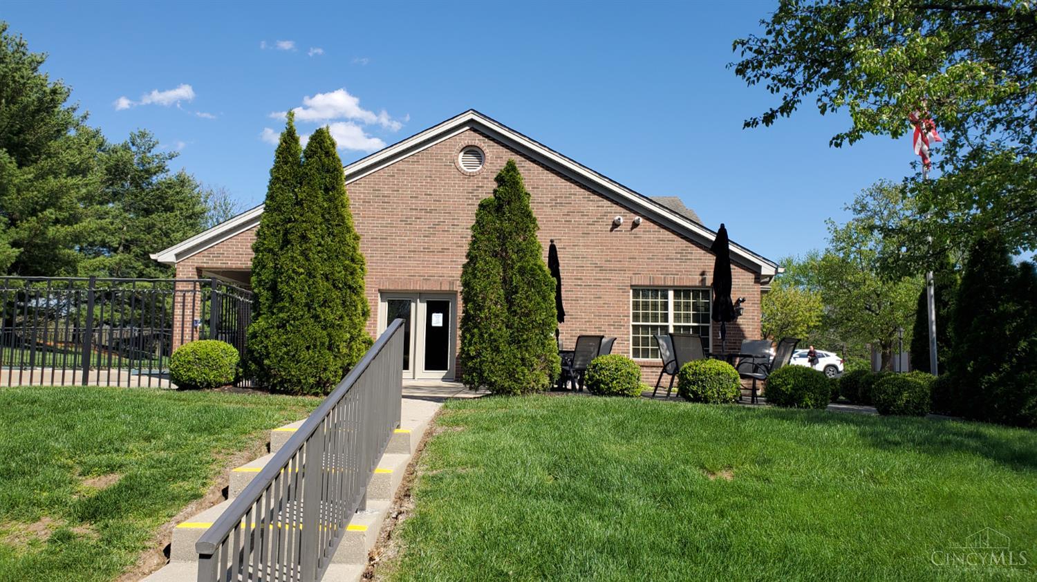 153 Palisades Point, Unit 4 Cincinnati, OH 45238 - Photo 38 of 42
