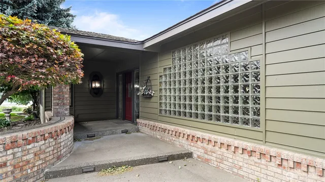 a view of front door and porch