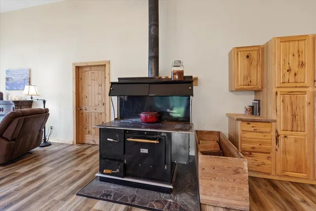 $510,000 | 2559 F United Copper Mine Road, Chewelah, WA 99109