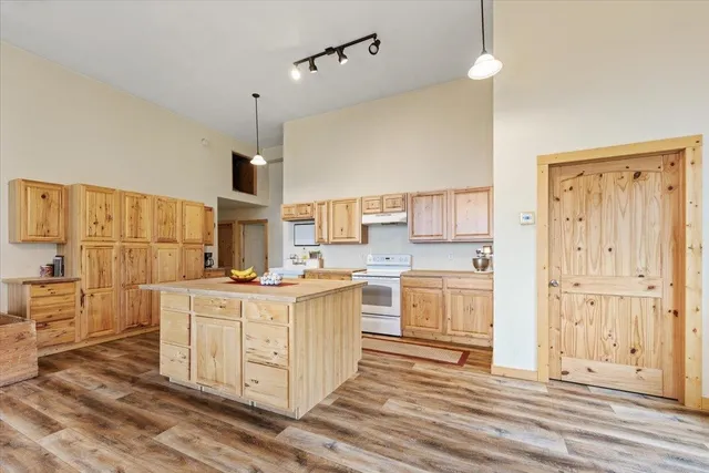 $510,000 | 2559 F United Copper Mine Road, Chewelah, WA 99109