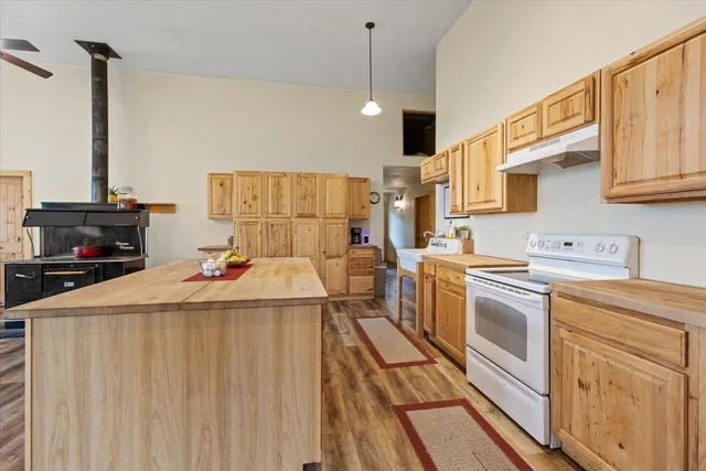 $510,000 | 2559 F United Copper Mine Road, Chewelah, WA 99109