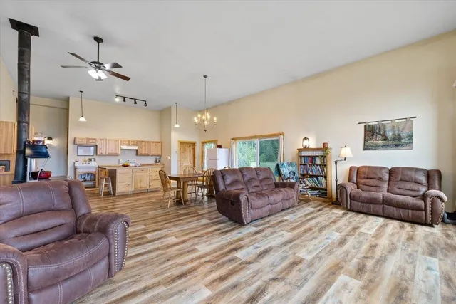 $510,000 | 2559 F United Copper Mine Road, Chewelah, WA 99109