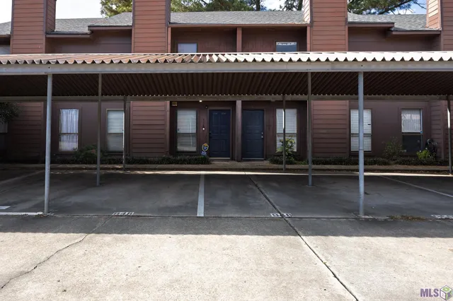 $142,500 | 948 Ridgepoint Court, Unit 11B, Baton Rouge, LA 70810