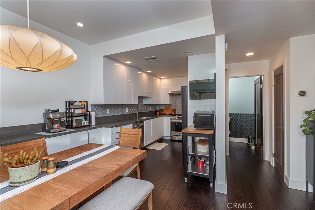 1734 North Verdugo Road, Unit 23 Glendale, CA 91208 - Photo 14 of 45