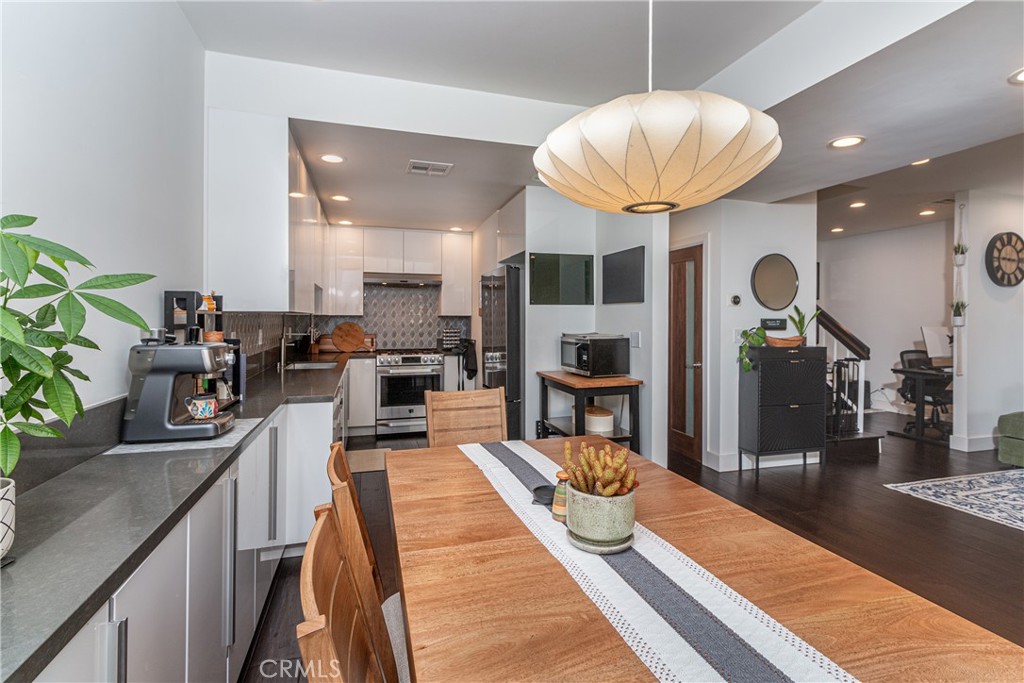 1734 North Verdugo Road, Unit 23 Glendale, CA 91208 - Photo 16 of 45