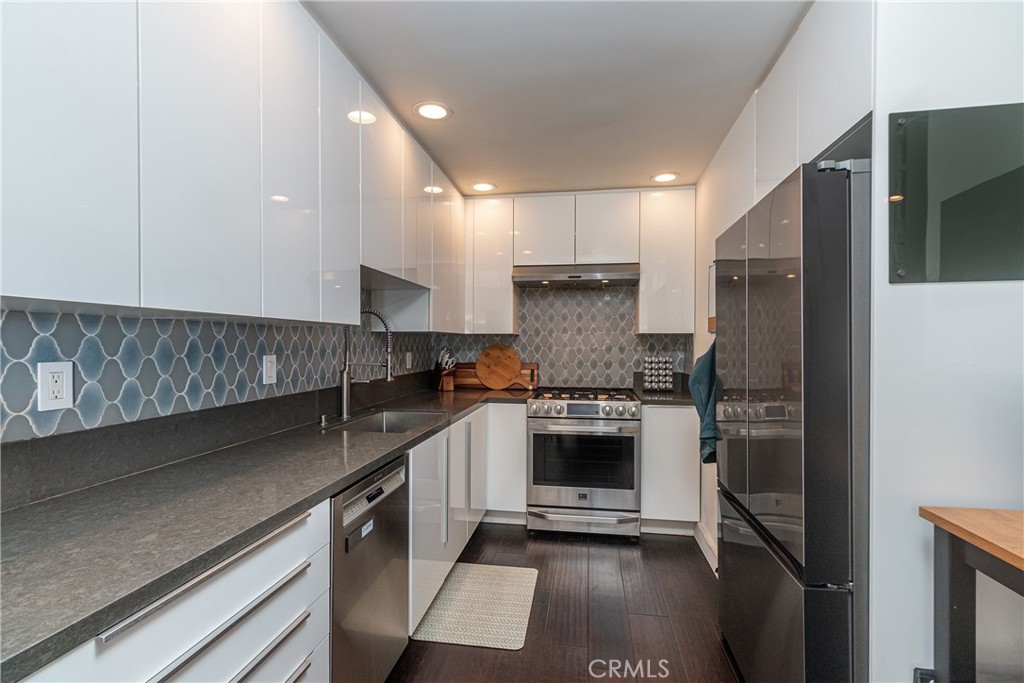 1734 North Verdugo Road, Unit 23 Glendale, CA 91208 - Photo 10 of 45