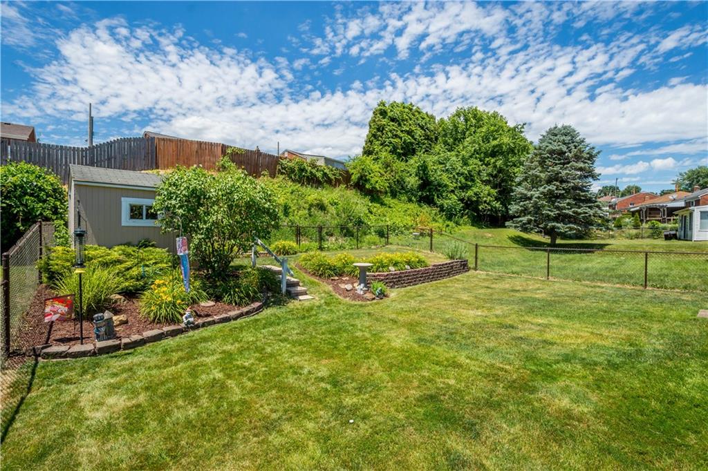 5330 Blossom Road Pittsburgh, PA 15236 - Photo 23 of 25 Gallery Image 23