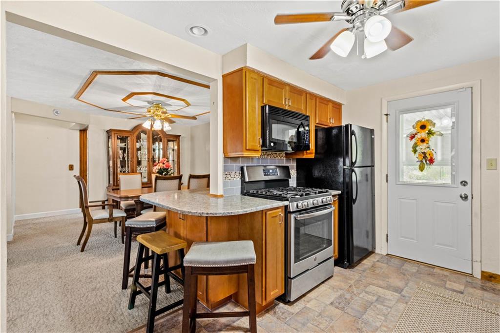 5330 Blossom Road Pittsburgh, PA 15236 - Photo 7 of 25 Gallery Image 7