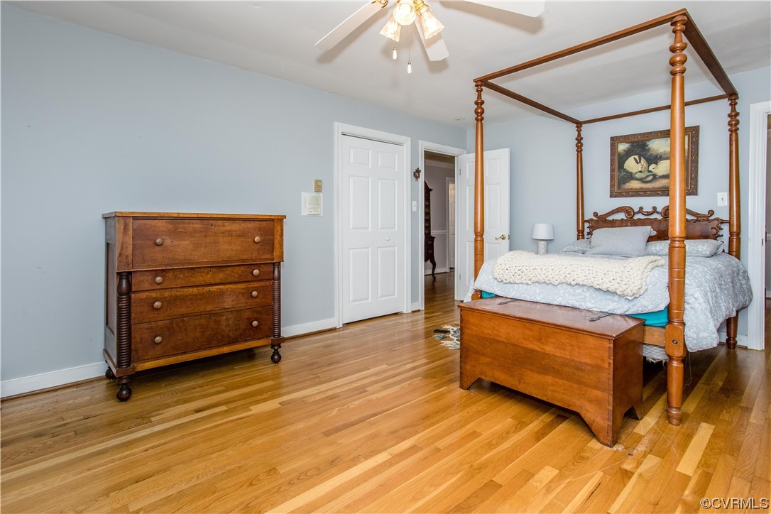 3911 Cresthill Road Chester, VA 23831 - Photo 14 of 50 a bedroom with a bed and a dresser