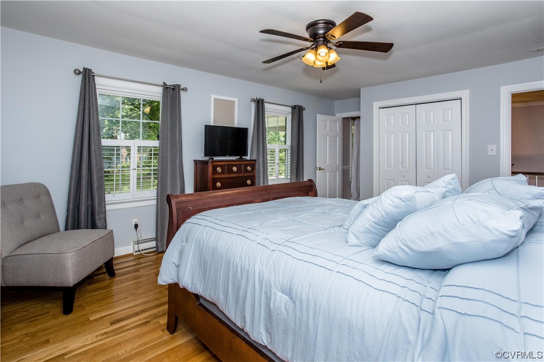 3911 Cresthill Road Chester, VA 23831 - Photo 27 of 50 a bedroom with a bed and a couch