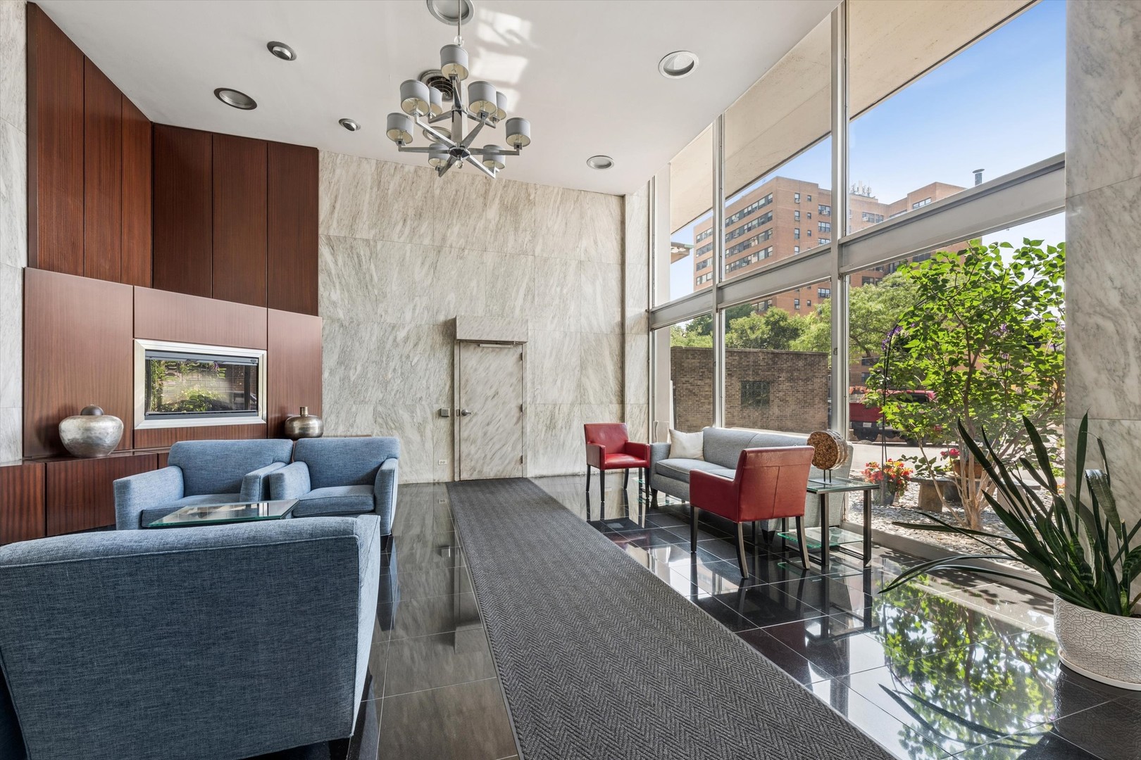 6147 North Sheridan Road, Unit 11A Chicago, IL 60660 - Photo 18 of 20 Gallery Image 18