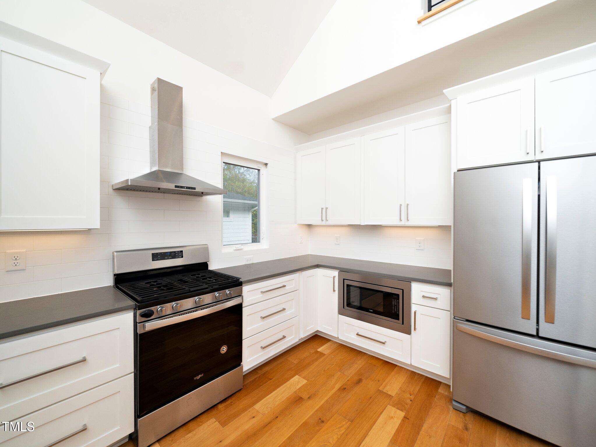 617 Church Street Raleigh, NC 27601 - Photo 15 of 44 34-web-or-mls-617 Church-18