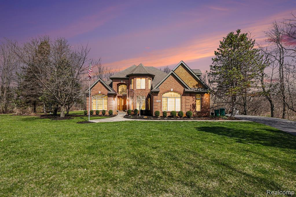 55256 Lee Road New Hudson, MI 48165 - Photo 1 of 28