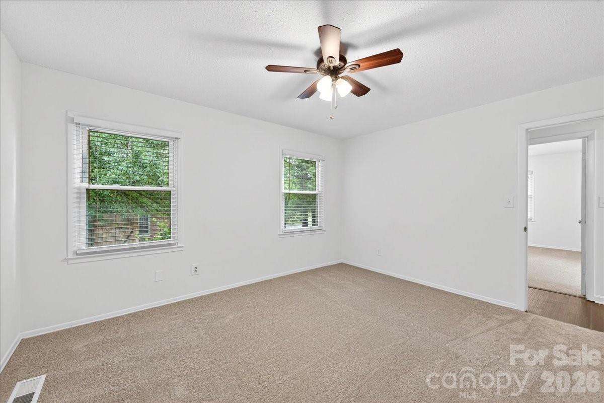 6219 Welford Road Charlotte, NC 28211 - Photo 28 of 48 Gallery Image 28