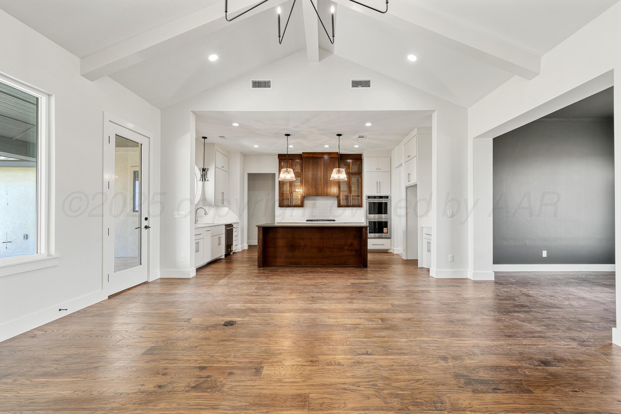 3851 Juniper Springs Road Amarillo, TX 79119 - Photo 7 of 39 Family to Kitchen
