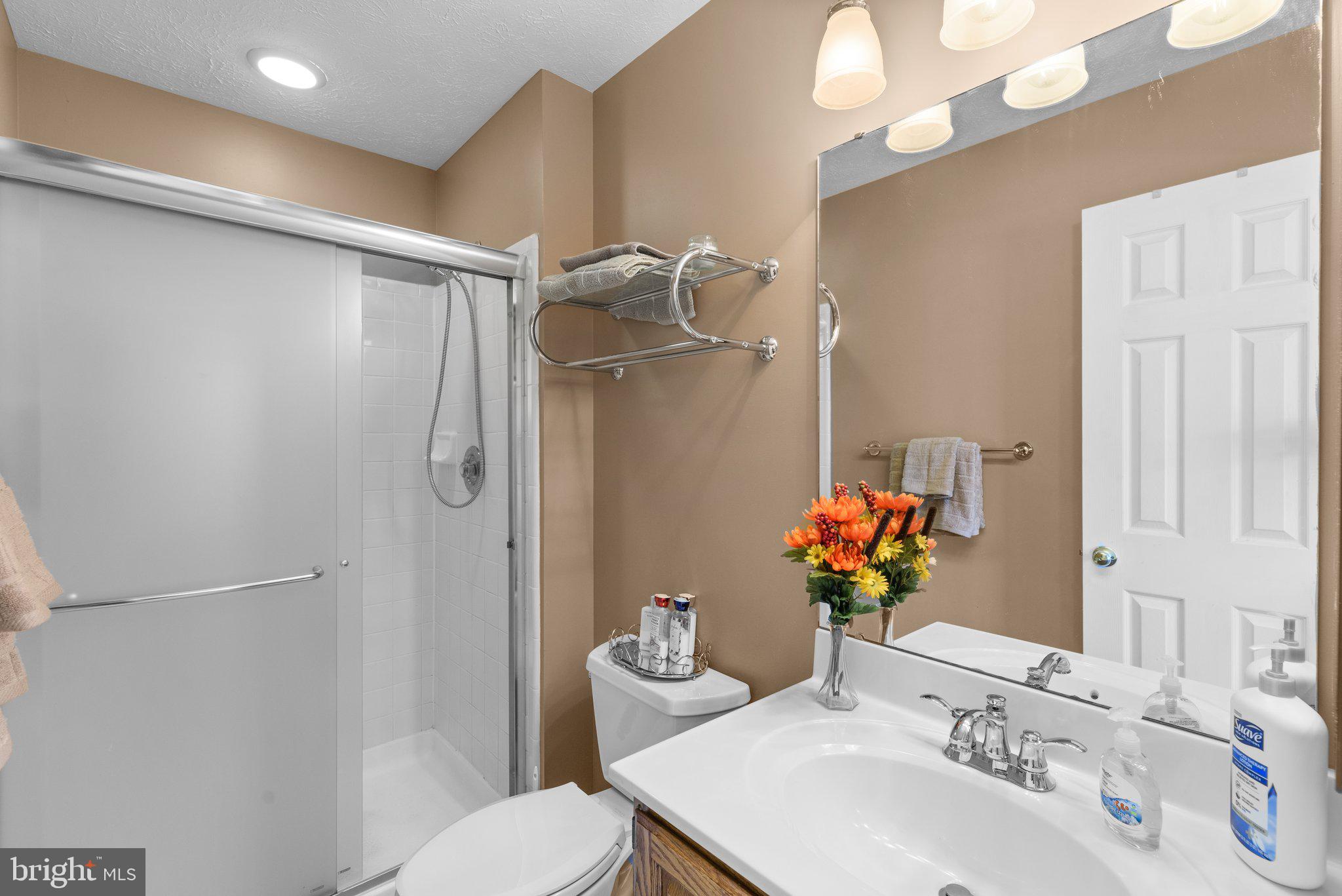 8008 Brightfield Road Ellicott City, MD 21043 - Photo 25 of 45 PRIMARY BATHROOM