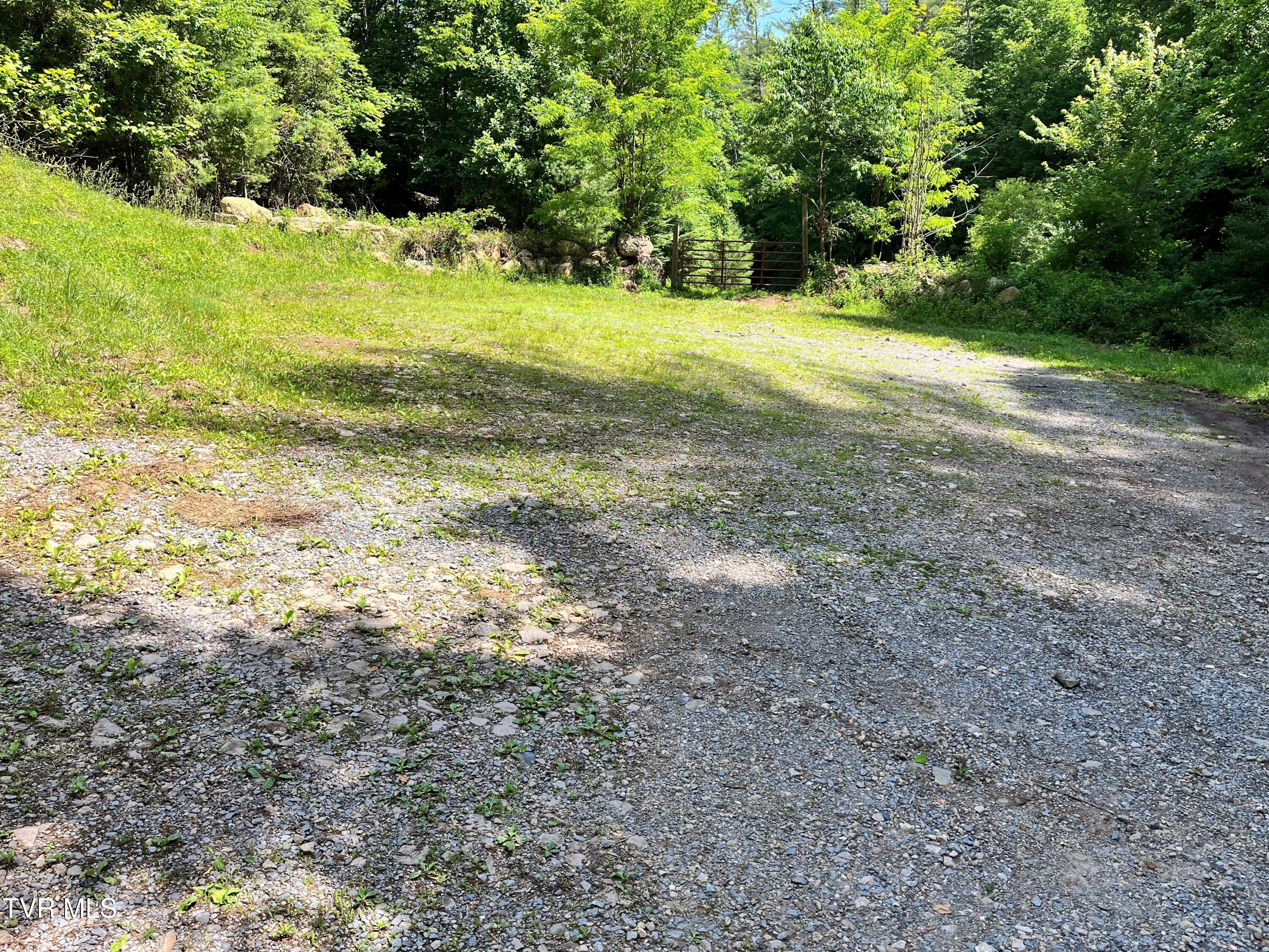 Tr1 Smith Hollow Road, Unit 1 3 3A 4 Butler, TN 37640 - Photo 37 of 37 jh40