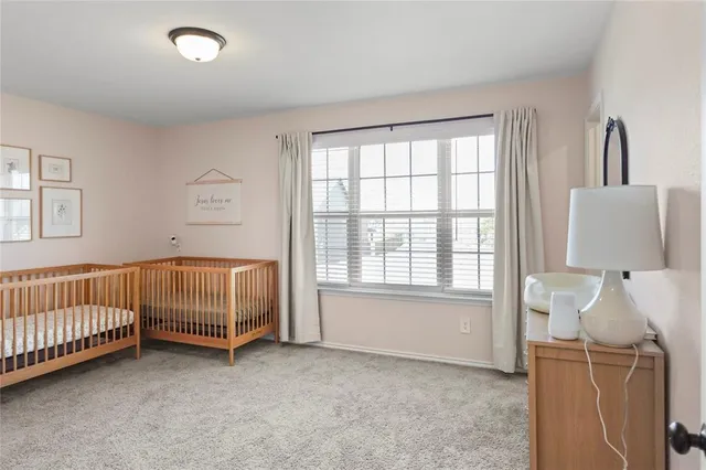 a view of livingroom with furniture and windows