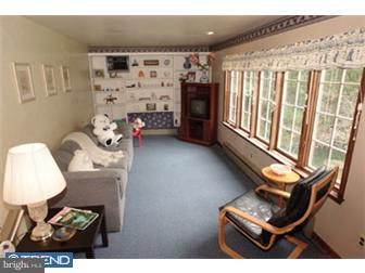 223 Arden Road Broomall, PA 19008 - Photo 7 of 12 Gallery Image 7