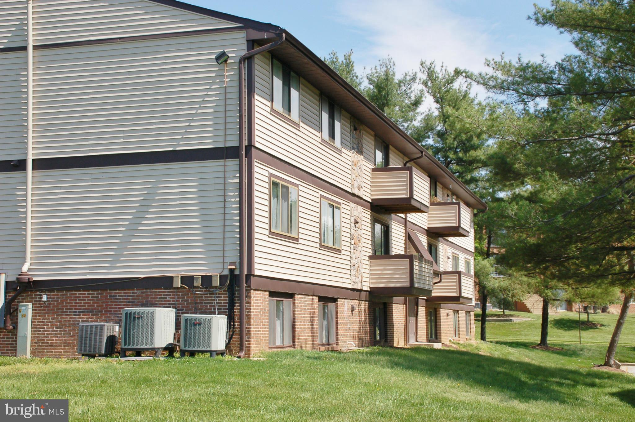999 Heather Ridge Drive, Unit C Frederick, MD 21702 - Photo 17 of 18 Exterior (Rear)
