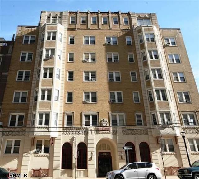 37 South Iowa Ave Unit 4F  