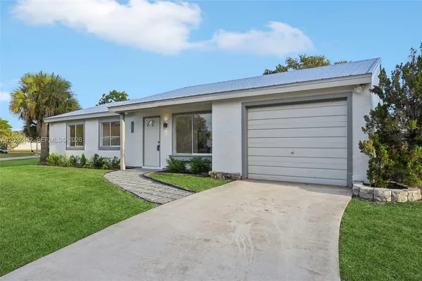 $2,450 | 337 Southwest Cherryhill Road, Port St. Lucie, FL 34953