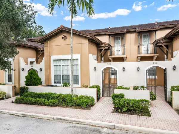$549,000 | 1061 Southwest 147th Terrace, Pembroke Pines, FL 33027