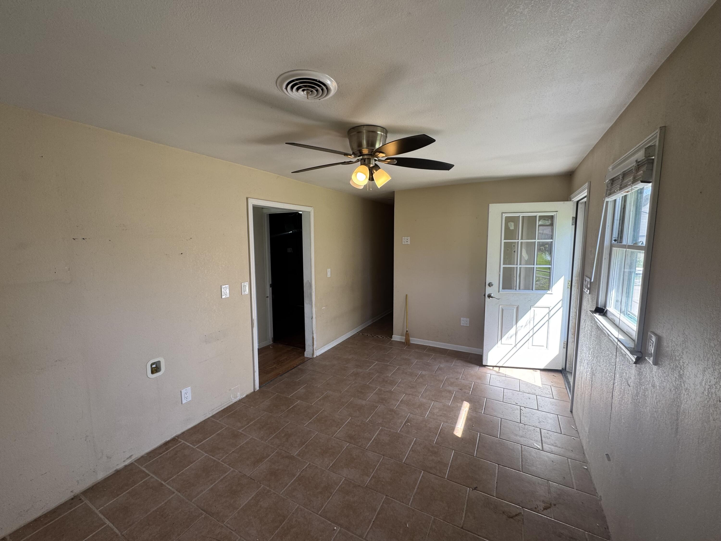 3019 Phillips Avenue Mount Pleasant, WI 53403 - Photo 19 of 20 Kitchen