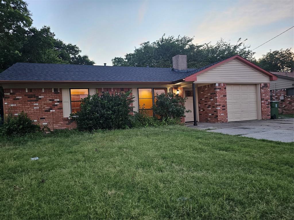 237 North Murphy Road Murphy, TX 75094 - Photo 3 of 31