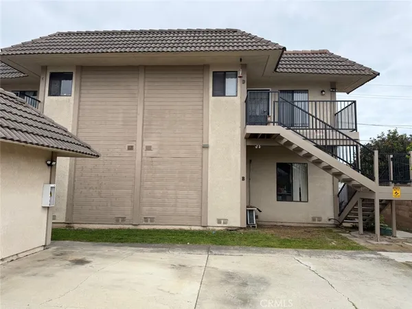 $2,595 | 7802 Speer Drive, Unit C, Huntington Beach, CA 92647
