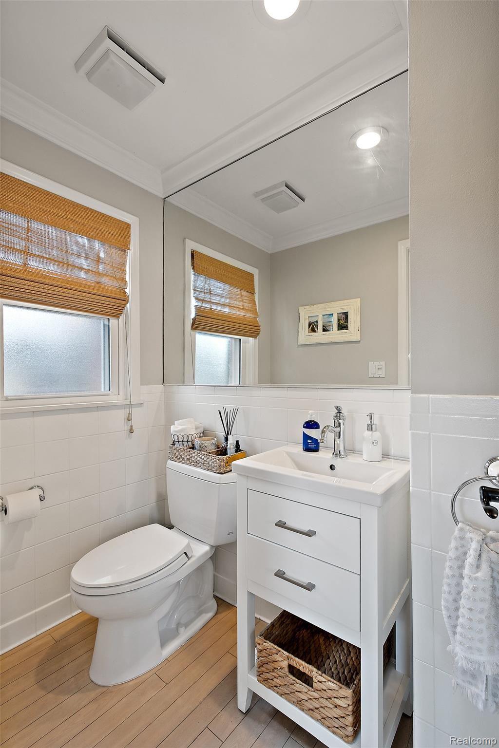 2918 Bamlet Road Royal Oak, MI 48073 - Photo 26 of 38 2918 Bamlet Road-35.jpg