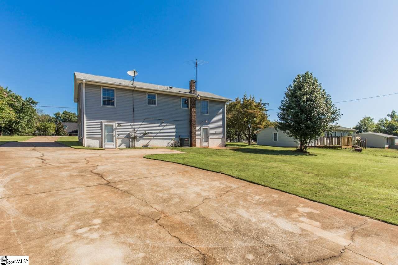 136 Becky Gibson Road Greer, SC 29651 - Photo 22 of 24