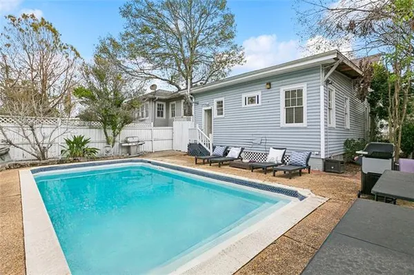 $6,000 | 2820 Calhoun Street, New Orleans, LA 70118