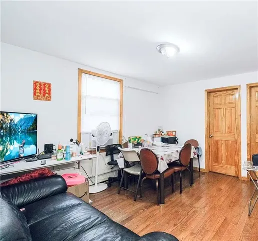 $1,335,000 | 7118 17th Avenue | Bensonhurst