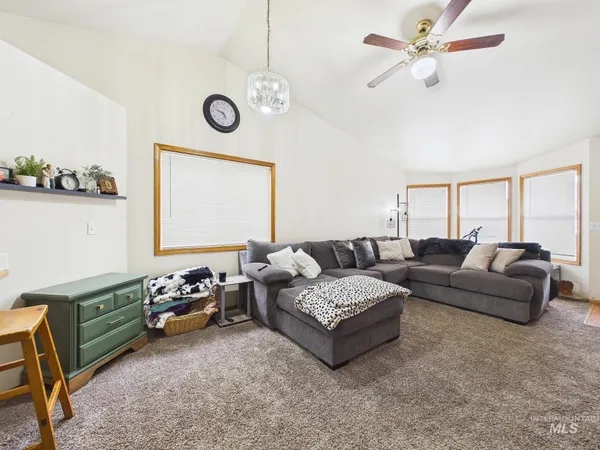 $270,000 | 804 East Main Street, Unit 3 3, Emmett, ID 83617