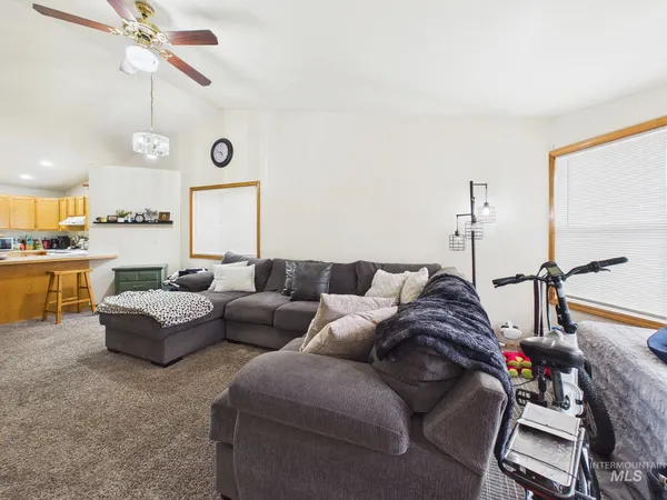 $270,000 | 804 East Main Street, Unit 3 3, Emmett, ID 83617