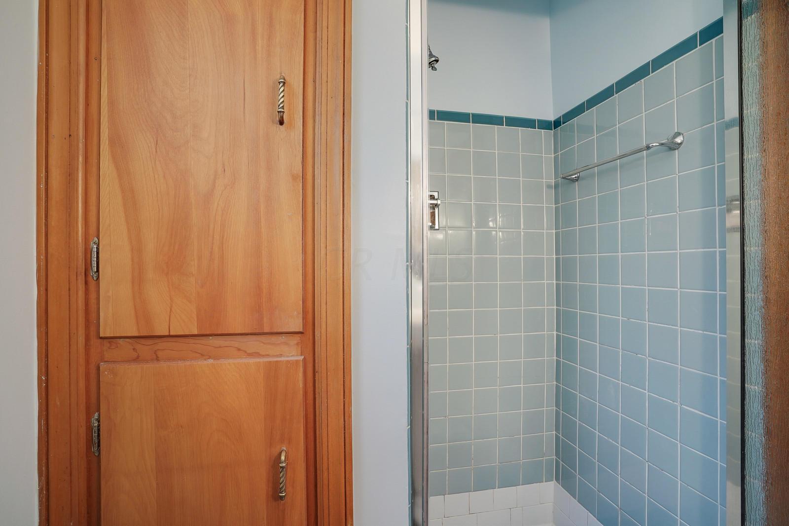 292 South Stanwood Road Bexley, OH 43209 - Photo 13 of 59