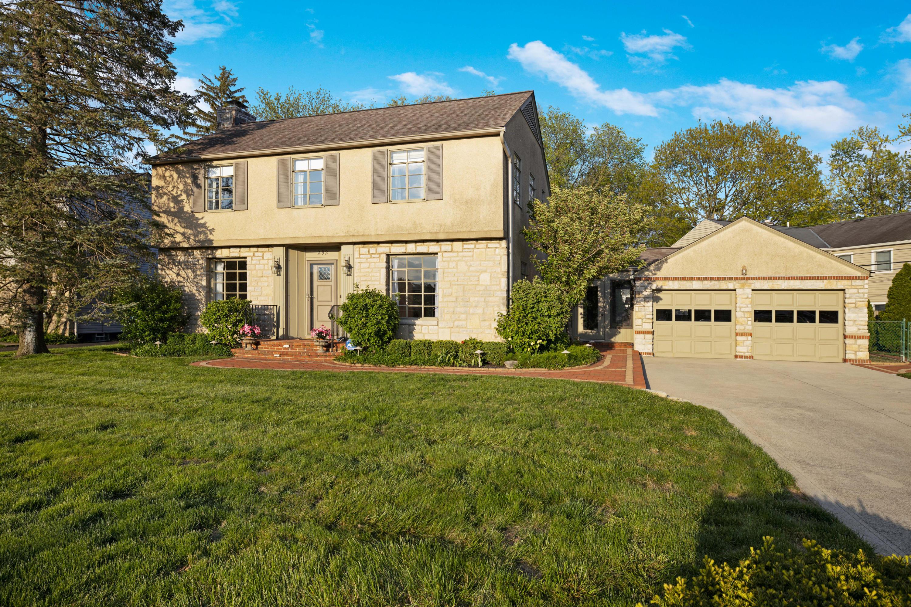 292 South Stanwood Road Bexley, OH 43209 - Photo 2 of 59