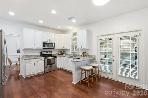 $425,000 | 9832 Ashburton Drive, Charlotte, NC 28216