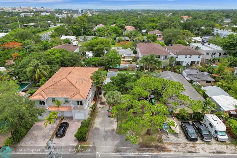 214 Southwest 9th St  