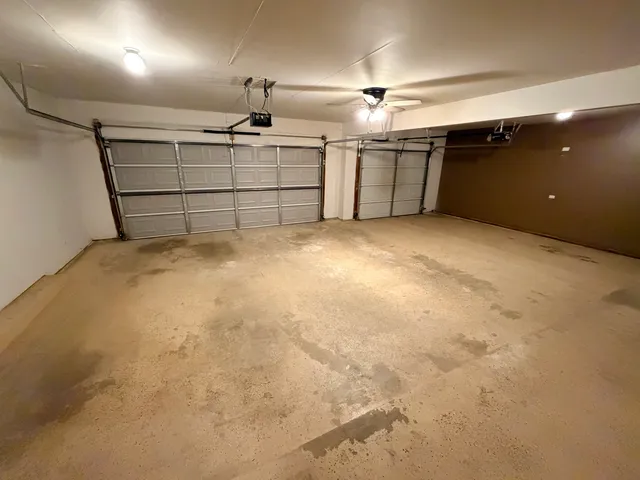 a view of a garage